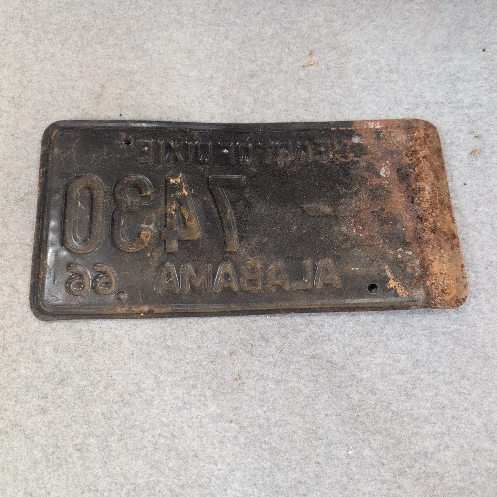 Vintage 1966 Alabama License Plate Heart of Dixie Black White 11-7430 - Picture 2 of 2
